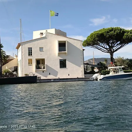 Fisherman'S House In Port-Grimaud, Grimaud Ferienhaus *
